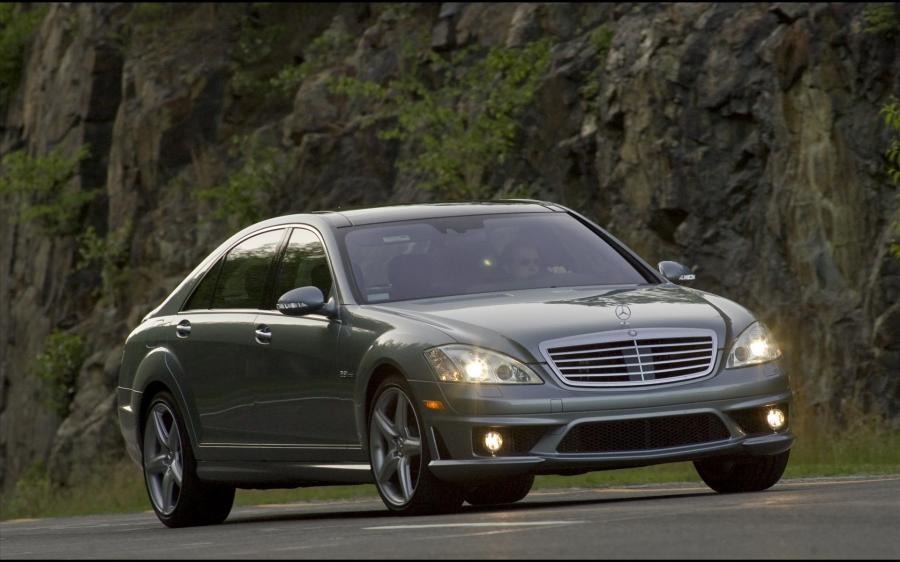  Mercedes-Benz S63 AMG 2009 года  (фото 27 из 42)